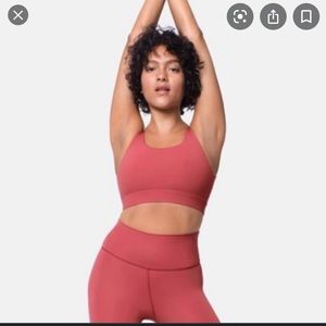 OV Earth Red light form circle back bra XL